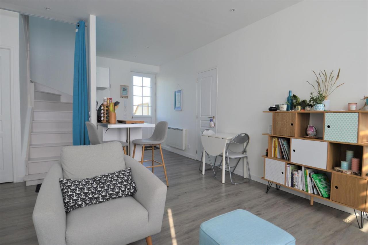 Appartement Moderne Avec Terrasse A 500M De La Mer Courseulles-sur-Mer Exterior photo